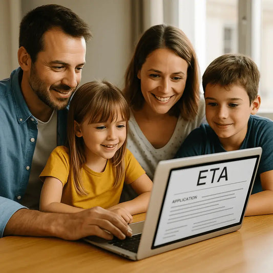 Famille remplissant une demande d’ETA UK en ligne pour voyager au Royaume-Uni avec Visaeta